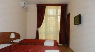 Гостиница Гостевой Дом на Тельмана, 23 Геленджик-7